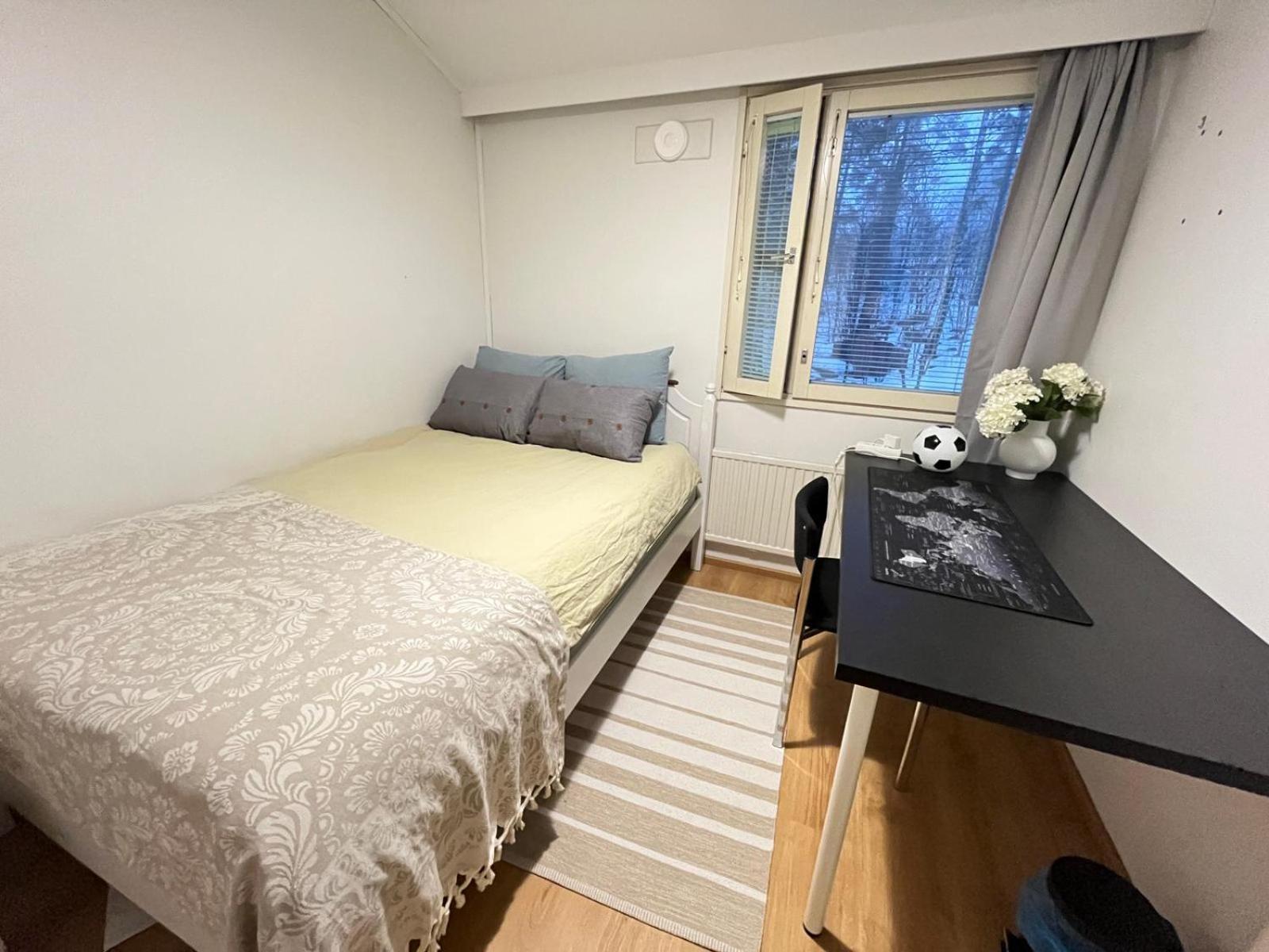 Private Rooms Near Metro, Free Parking,Direct Bus From Airport ヘルシンキ エクステリア 写真