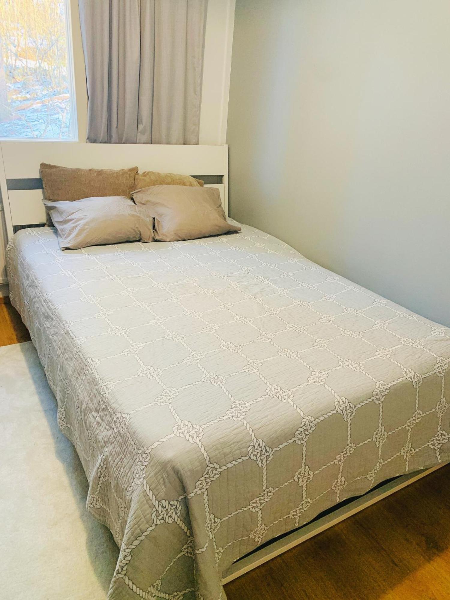 Private Rooms Near Metro, Free Parking,Direct Bus From Airport ヘルシンキ エクステリア 写真